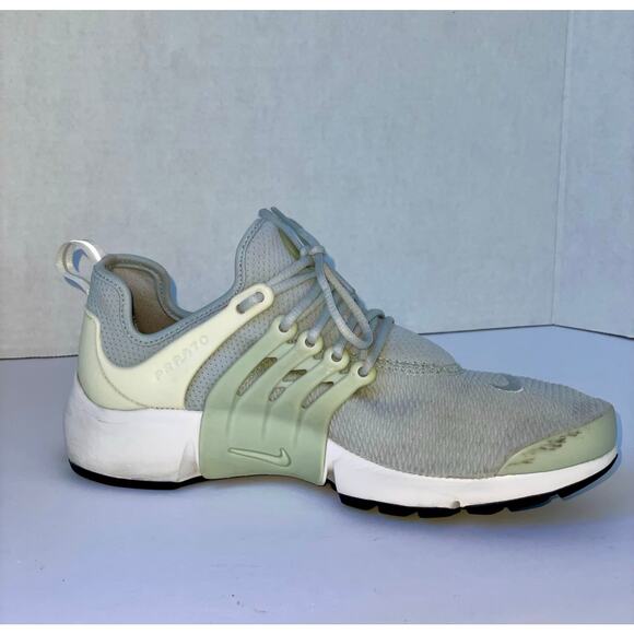 Nike Air Presto Women’s Running Shoes Size 8 Light Silver Gray 878068-017 - Picture 3 of 8